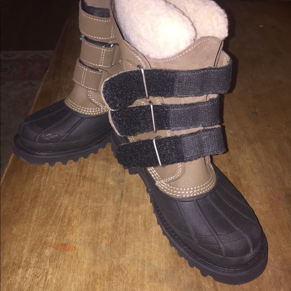 LL Bean snow winter boots